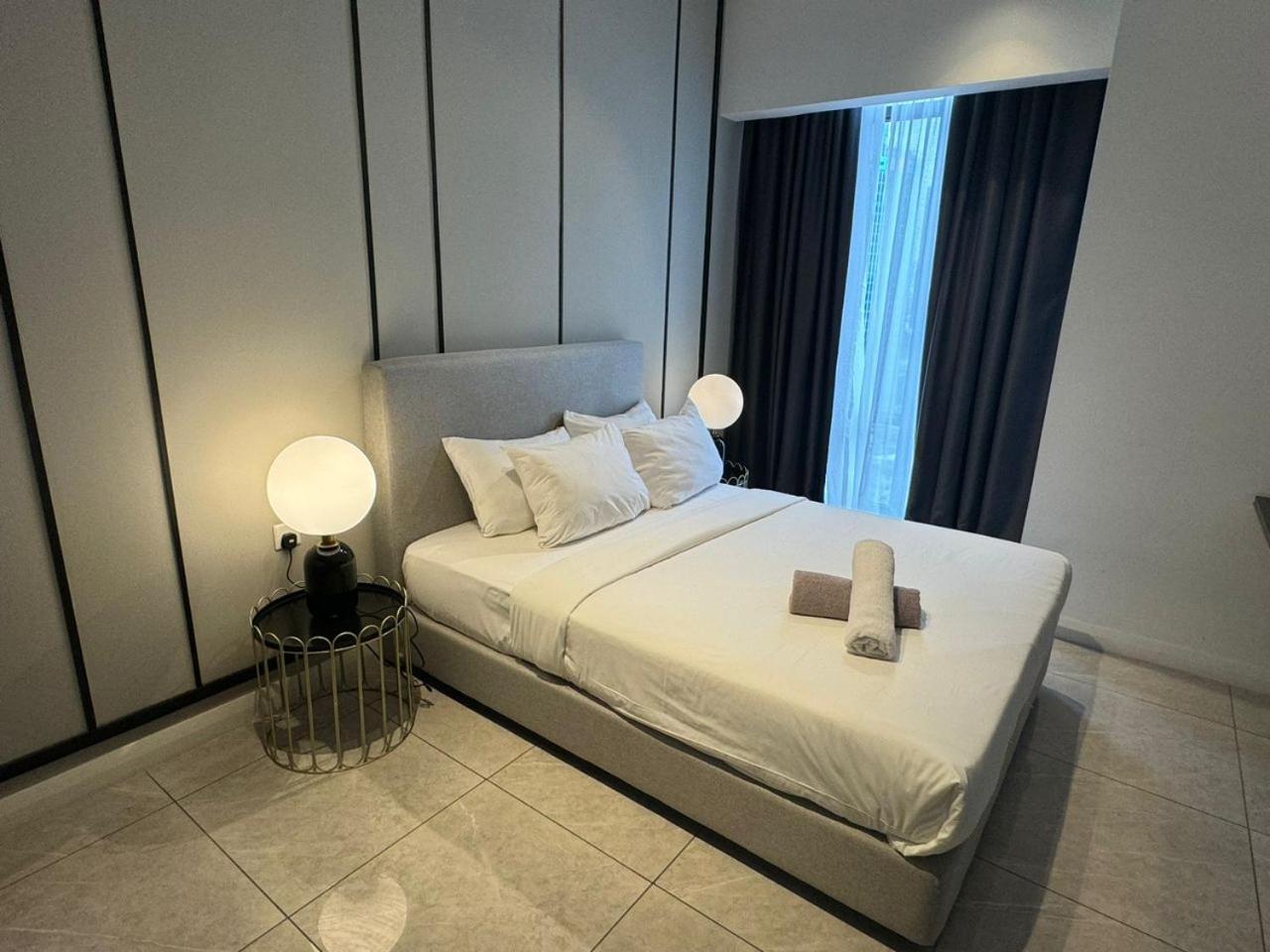 Cozy At Axon